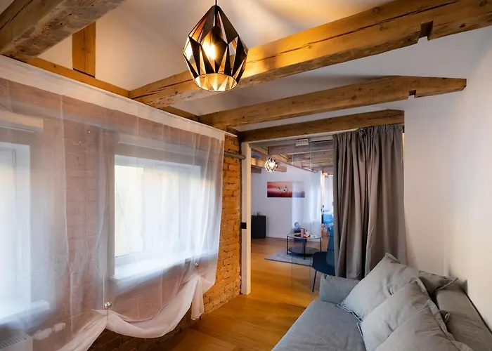 Merkela Loft Beside Vermanes Park * Riga