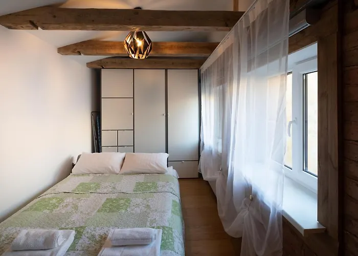 Apartment Merkela Loft Beside Vermanes Park